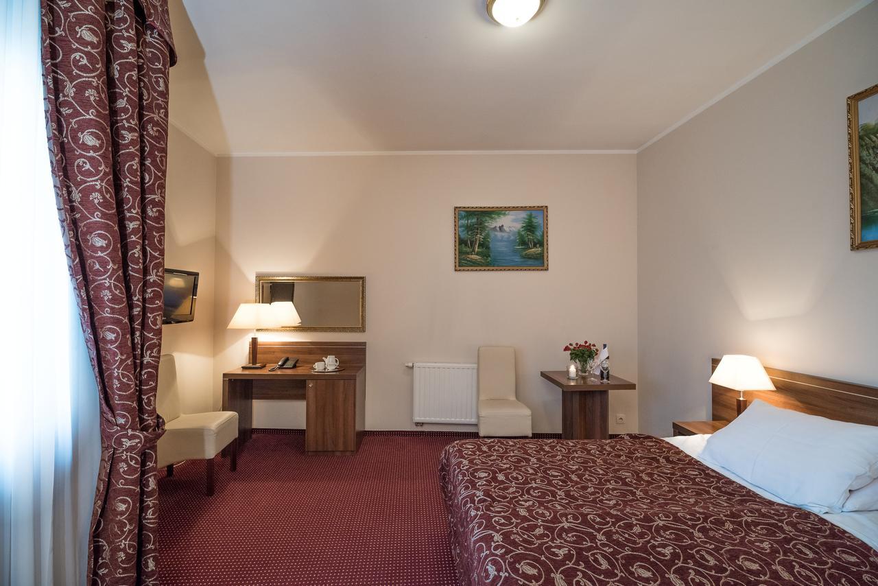 Jasek Premium Hotel Wroclaw Ngoại thất bức ảnh