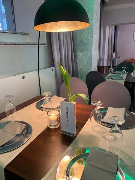 Jasek Premium Hotel Wroclaw Ngoại thất bức ảnh